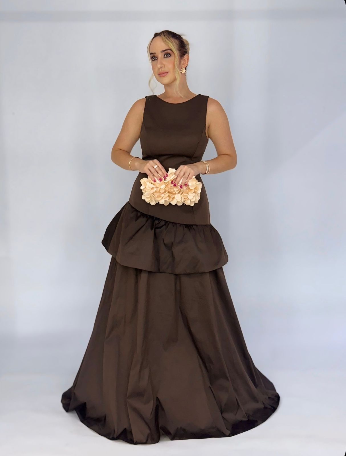 Vestido de Festa corpo assimétrico com saia em camada de tafetá - COD 1020