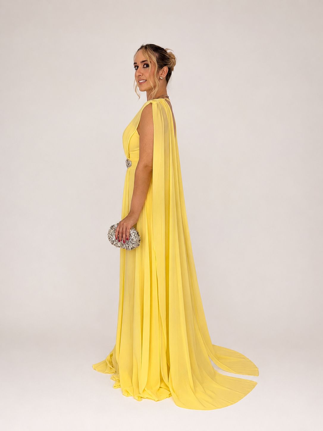 Vestido de Festa manga capa todo em chiffon com detalhe brilhoso  - COD 1017