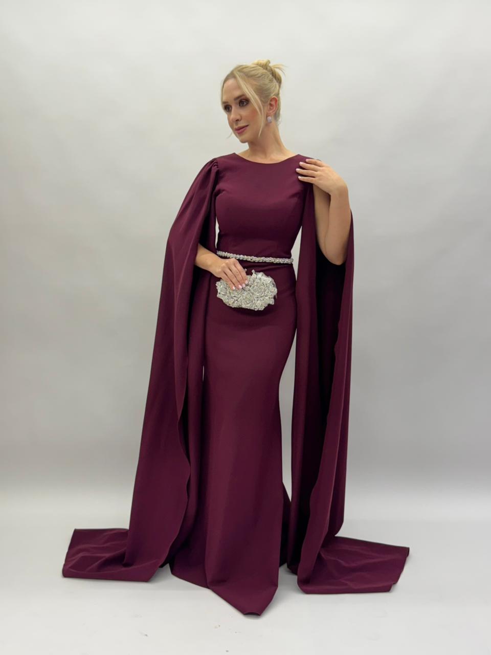 Vestido de Festa em crepe com capas longas - COD 1009