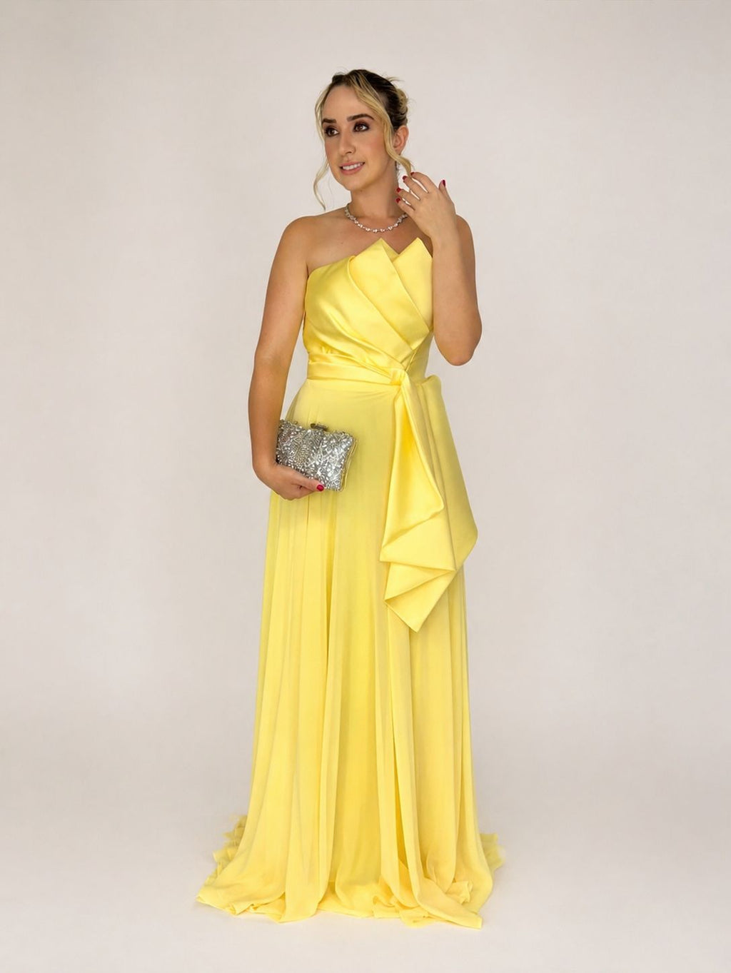 Vestido de festa assimétrico tomara que caia - Saia fluida - COD 1001