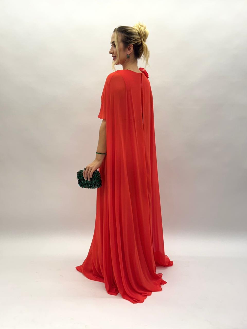 Vestido em musseline com capa e flor - COD 1022