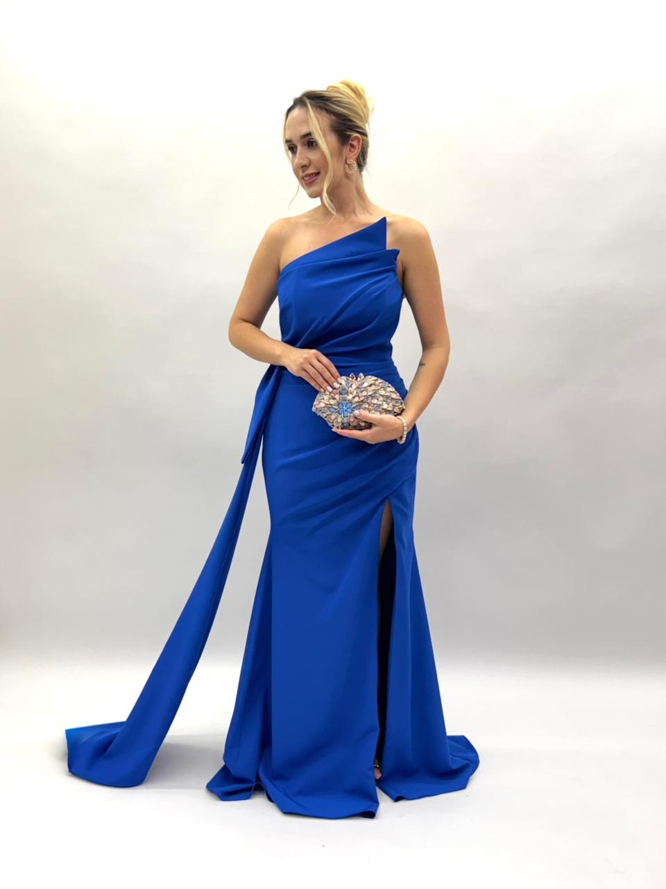 Vestido de festa em crepe tomara que caia com pontas assimetricas e fenda - COD 1010