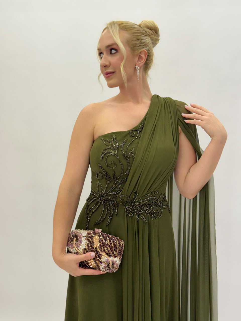 Vestido de Festa um ombro com bordado - COD 6003