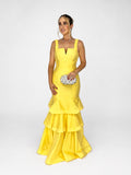 Vestido de Festa modelo sereia em tafetá com decote nas costas e saia em camadas - COD 1011