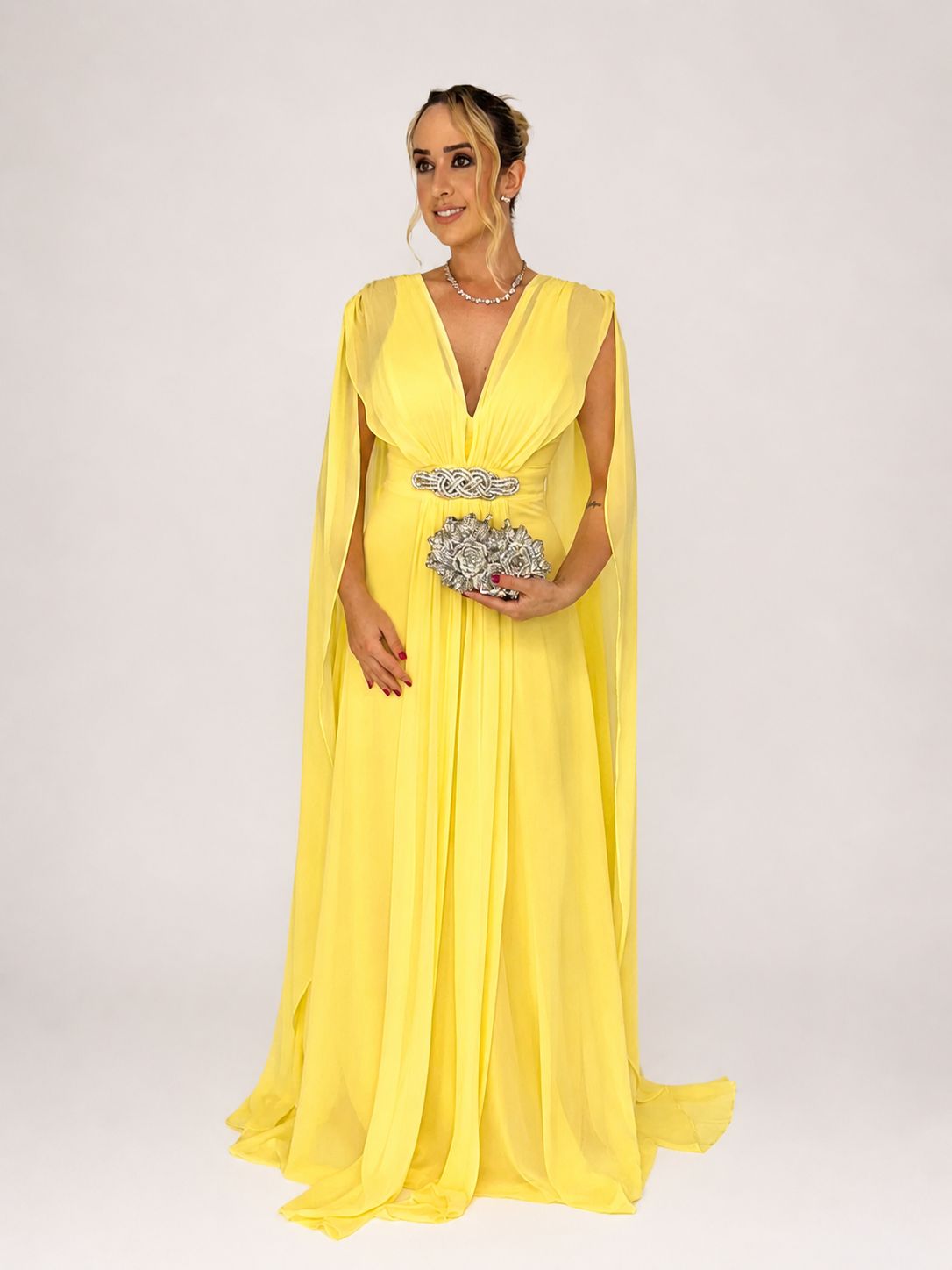Vestido de Festa manga capa todo em chiffon com detalhe brilhoso  - COD 1017