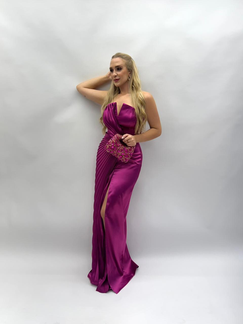 Vestido de Festa tomara que caia plissado e liso com cinto em crepe acetinado - COD 3004