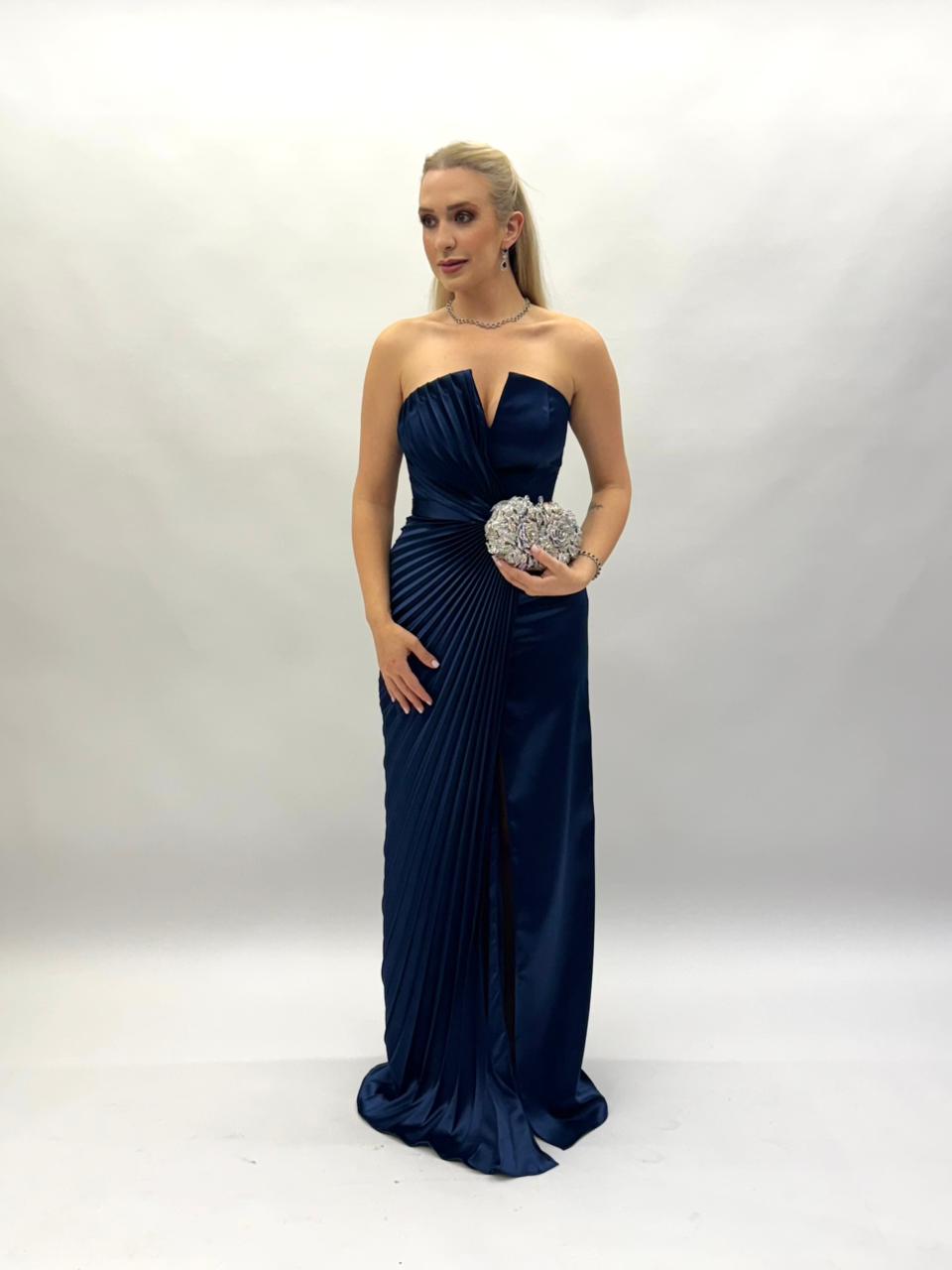 Vestido de Festa tomara que caia plissado e liso com cinto em crepe acetinado - COD 3004