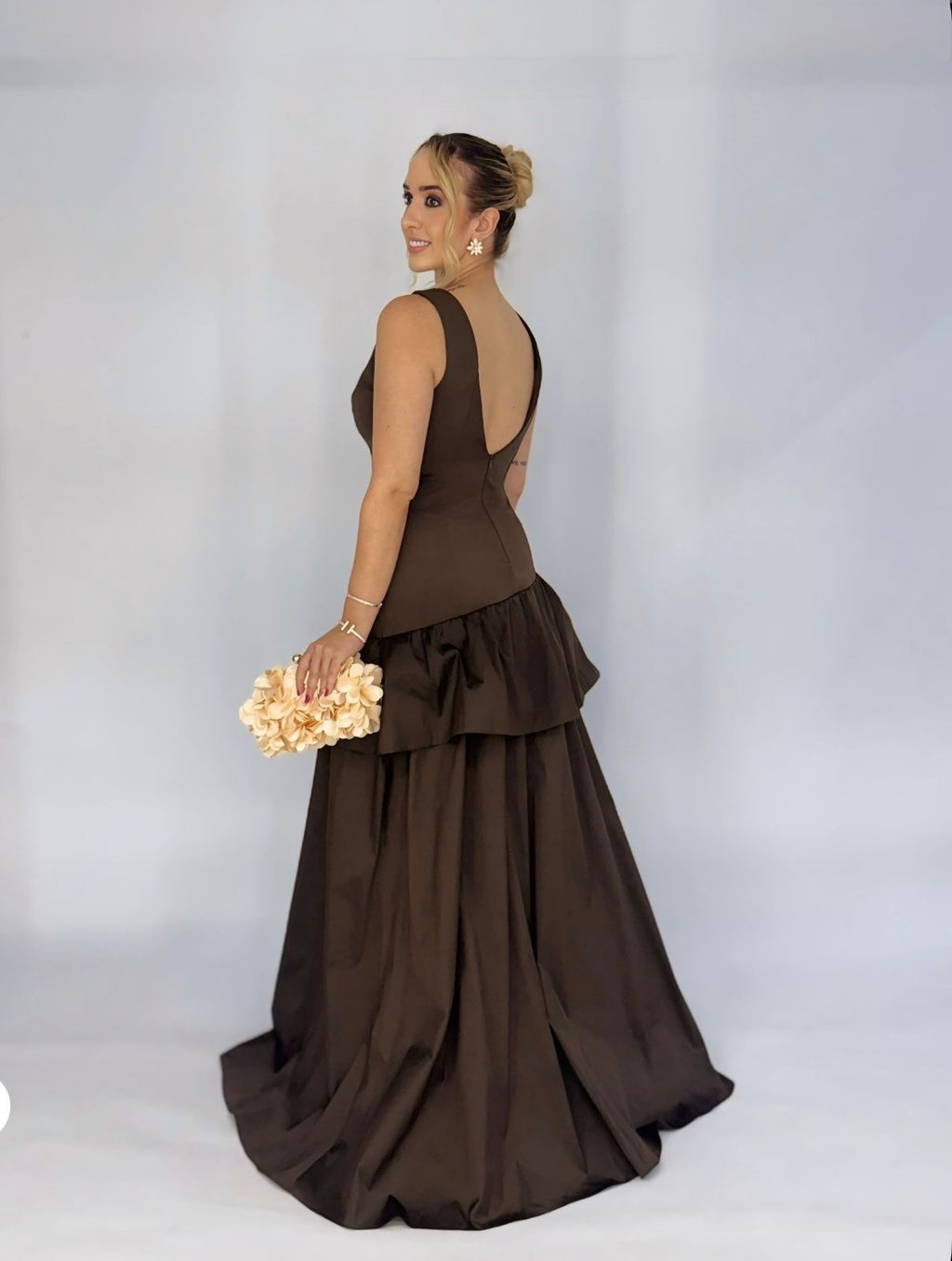 Vestido de Festa corpo assimétrico com saia em camada de tafetá - COD 1020