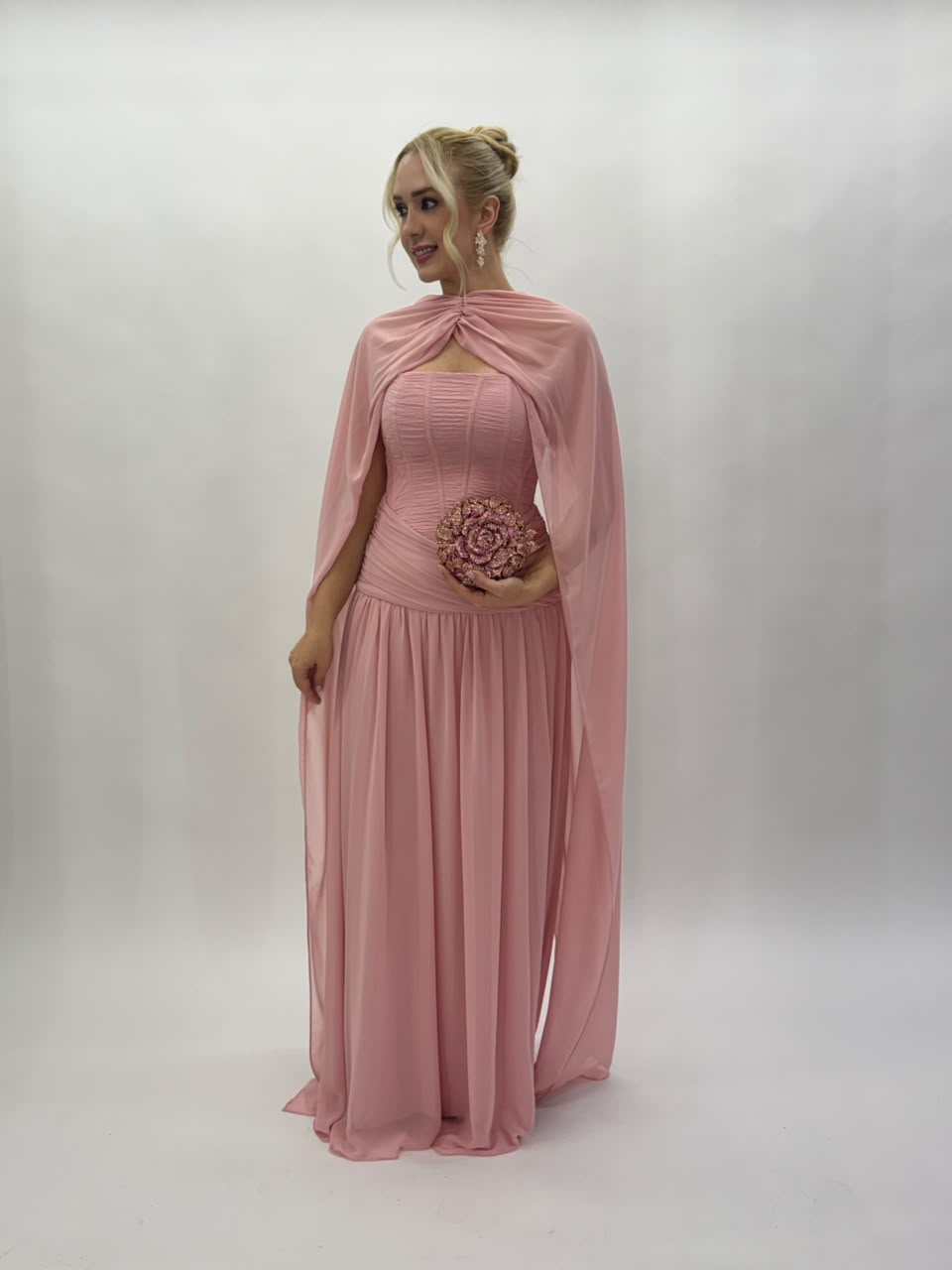 Vestido de Festa tomara que caia com capa e corpo baixo em musseline - COD 1026