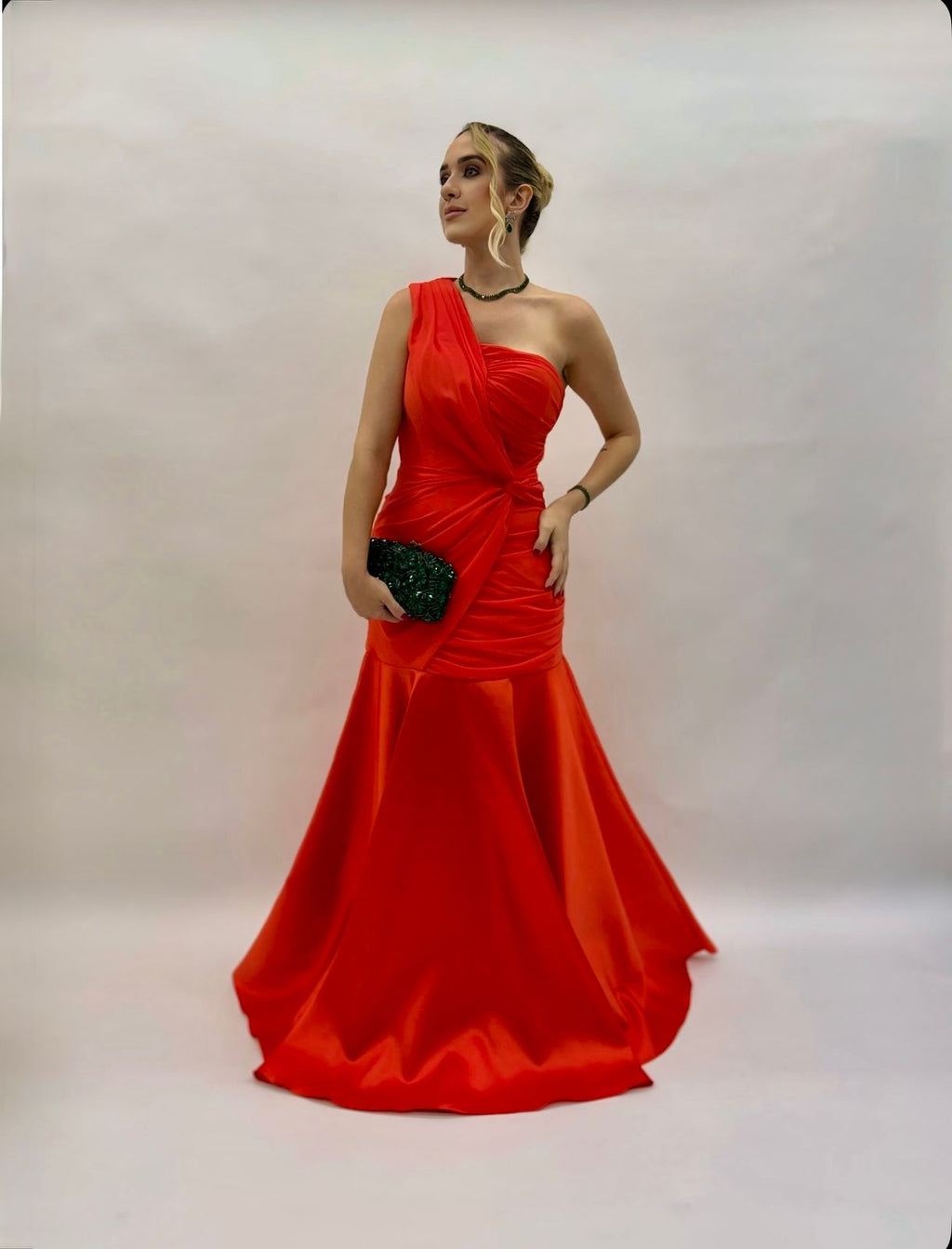 Vestido de Festa modelo sereia decote um ombro em zibeline e crepe - COD 1018