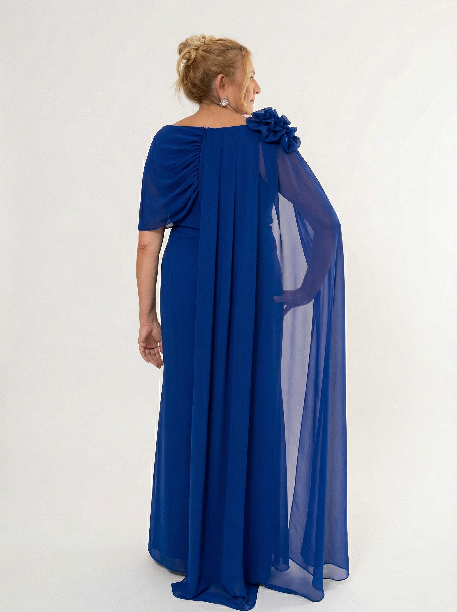 Vestido de festa em chiffon com capa lateral - COD 3001