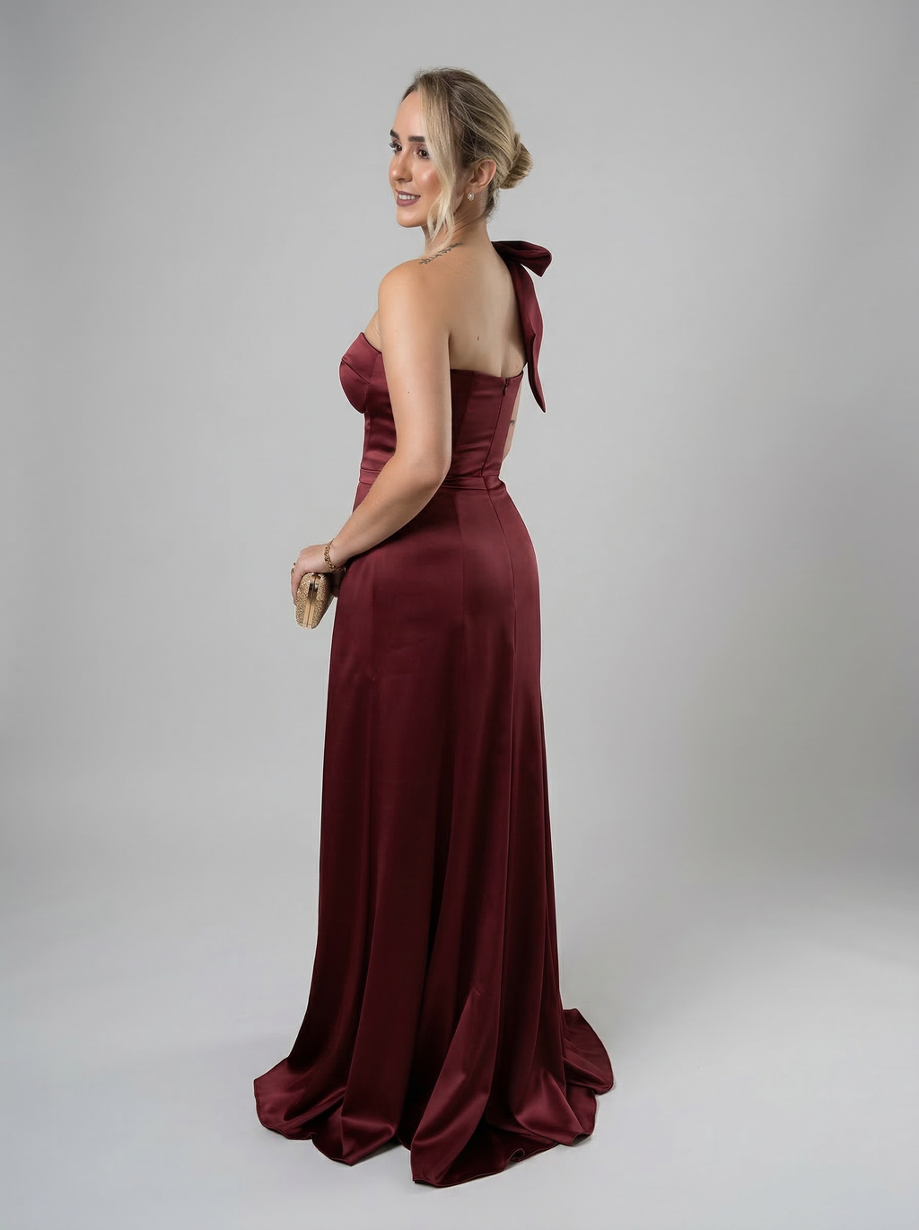 Vestido tomara que caia com laço em crepe acetinado - COD 2002