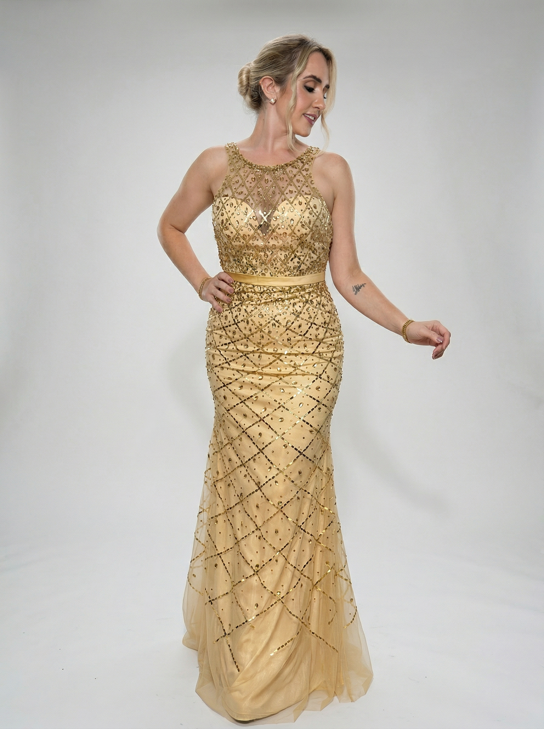 Vestido de Festa Bordado em pedrarias dourado - COD 5006