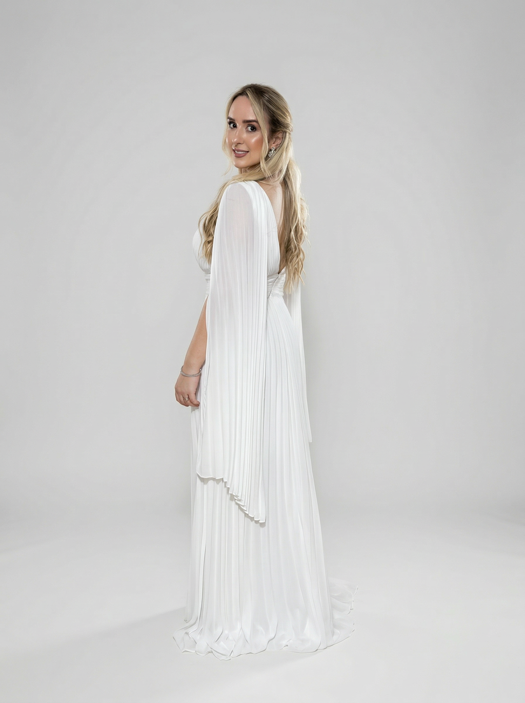 Vestido de noiva civil plissado com capa - COD 4002